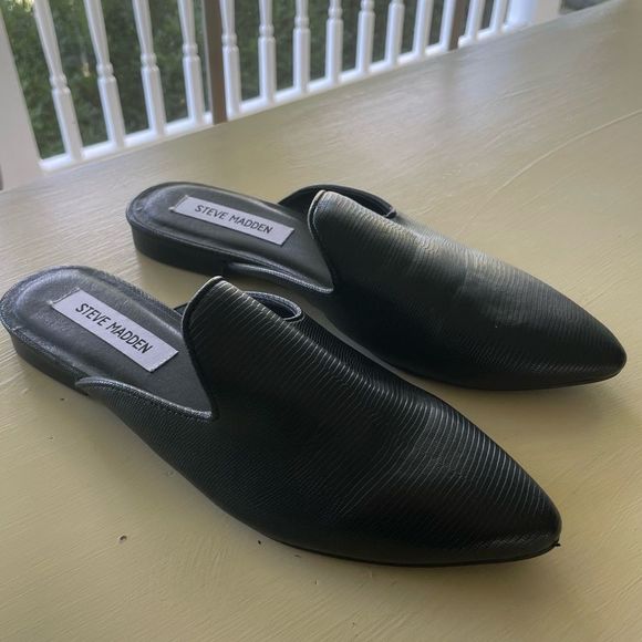 Steve Madden Black Pointed Toe PU SOCK Mules - Picture 1 of 5